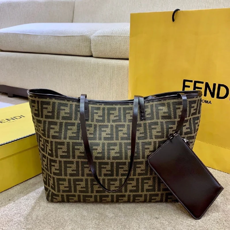 Fendi bags with a front - flap pocket and a turnlock for a classic and elegant aestheticEN   Designer bags by Fendi 039