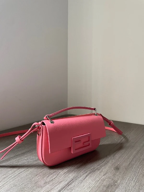 Fendi crossbody bags with a reflective strap for safety during low - light conditionsWF -  Fendi Bag - 054