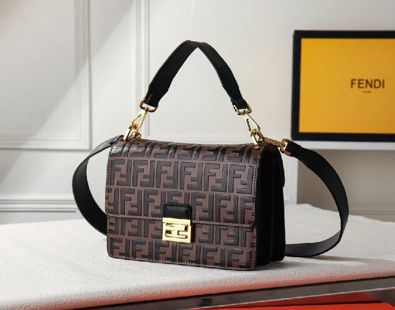 Ladies Fendi shoulder bags with a quilted leather exterior for a luxurious and cozy lookEN   Designer bags by Fendi 071