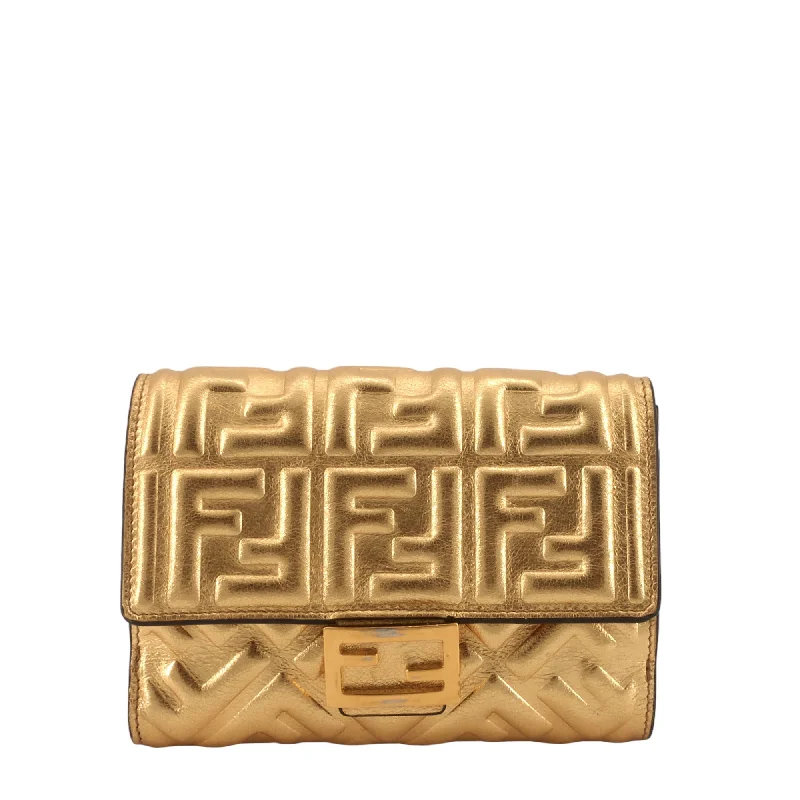 Ladies Fendi Peekaboo bags with a hand - carved leather detail for a unique and artisanal touchContinental Vitello Catalan Mirror Leather Bifold Wallet