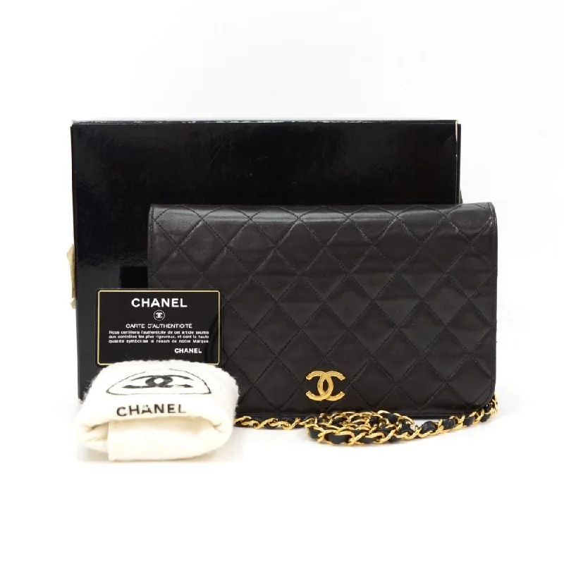 Chanel Vintage Inspired Handbag for Retro LoversQuilted Lambskin Leather Bag