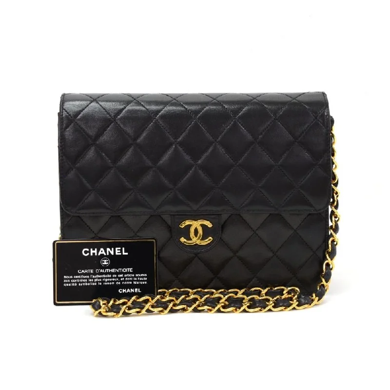 Chanel bags with modern touchesQuilted Lambskin Leather Bag