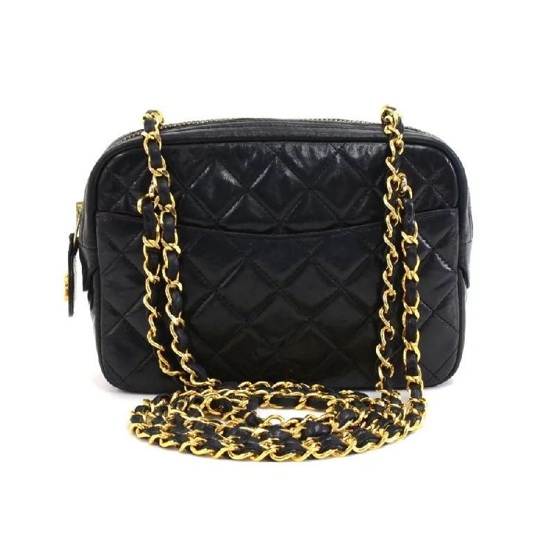 Chanel bags for women who appreciate fine craftsmanshipQuilted Lambskin Leather Bag