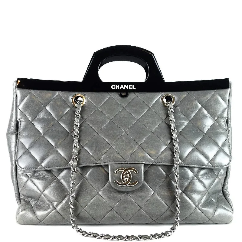 Chanel bags that pair perfectly with any outfitDelivery Large Glazed Calf Leather Bag