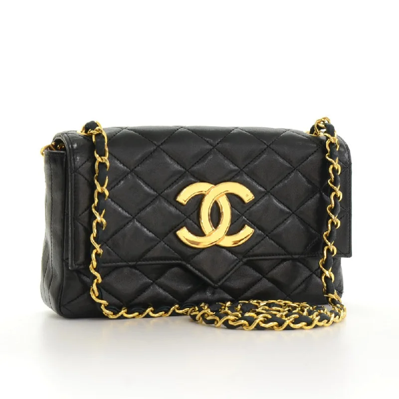 Chanel bags with iconic stitching detailsQuilted Leather Single Flap Handbag