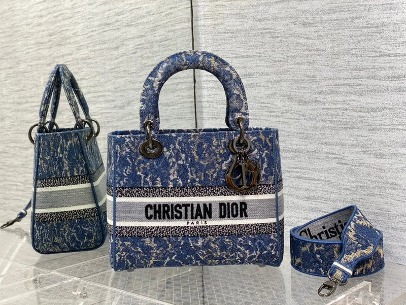 Christian Dior handbags with a removable shoulder strap for versatilityChristian Dior  Bags - 3625