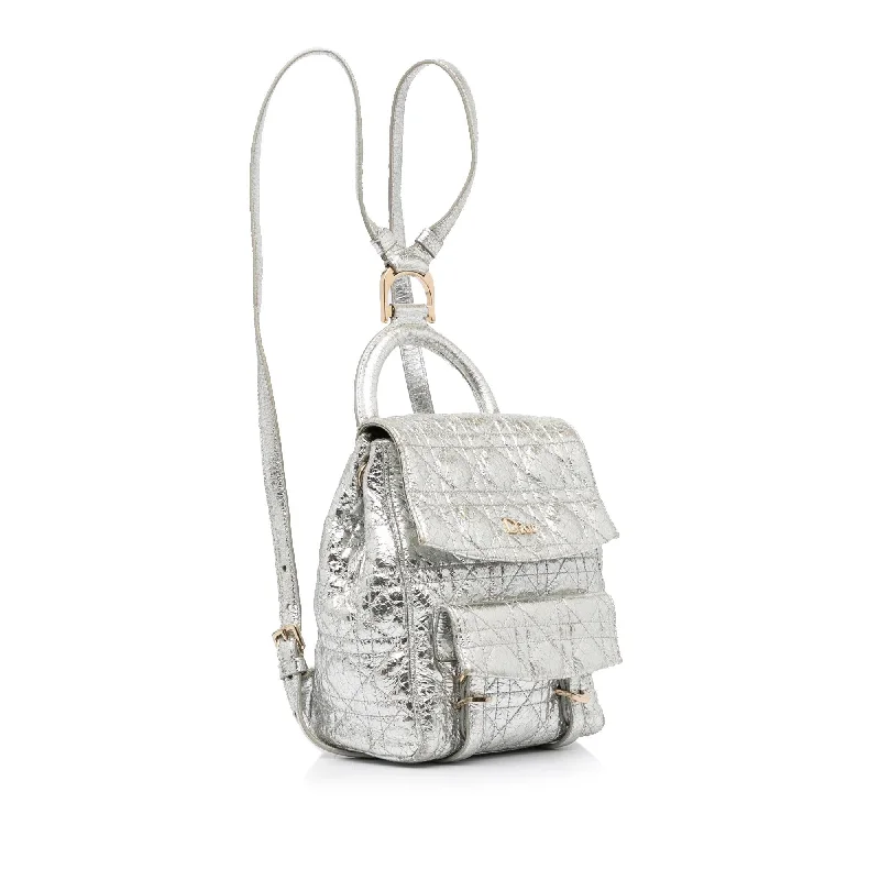 Christian Dior handbags with a removable shoulder strap for versatilityDior Cannage Stardust Backpack (q2ehmA)